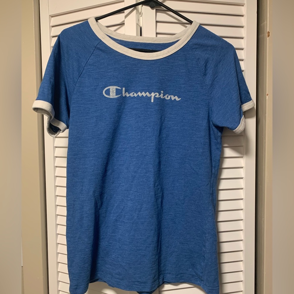 Vintage Women’s Champion T-shirt size M